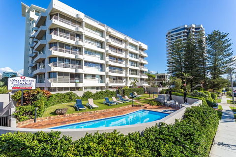 Surfers Chalet - Hotel Gold Coast 0