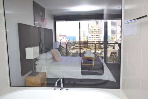 Circle Luxury Holidays - Hotel Gold Coast 5
