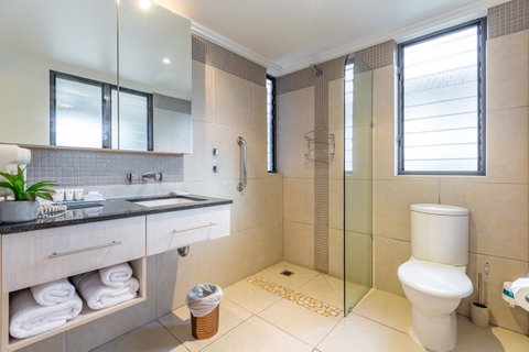 Sea Point On Trinity Beach - Hotel Gold Coast 20