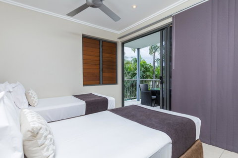 Sea Point On Trinity Beach - Hotel Gold Coast 10