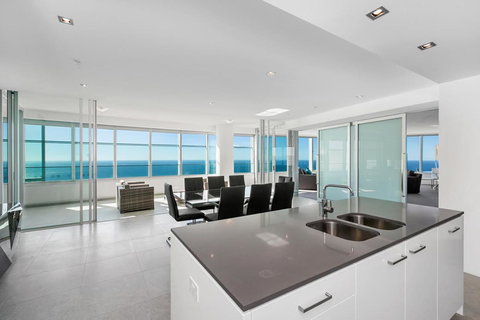 Q1 Resort & Spa - Official - Hotel Gold Coast 29