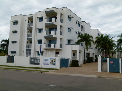 Madison Ocean Breeze Apartments - Hotel Gold Coast 2