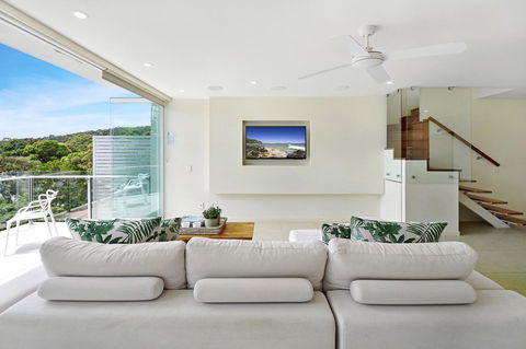 Allambi - Hotel Gold Coast 13