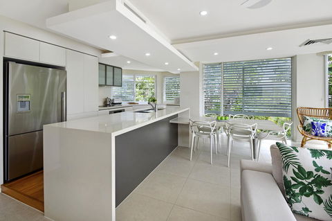 Allambi - Hotel Gold Coast 12