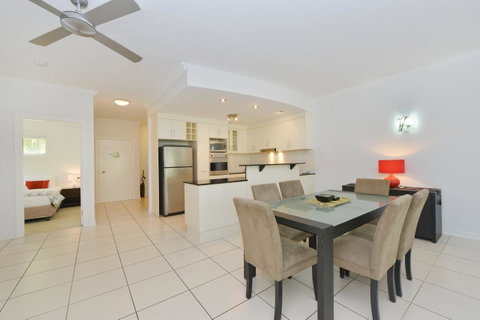 Bellevue At Trinity Beach - Hotel Gold Coast 11