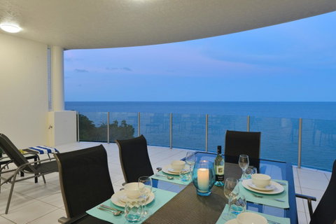 Bellevue At Trinity Beach - Hotel Gold Coast 13