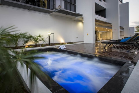 Synergy Broadbeach - Official - Hotel Gold Coast 5