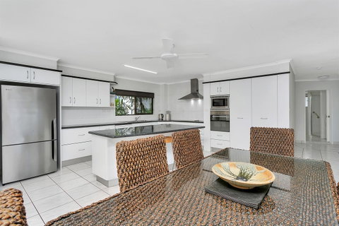 Roydon Beachfront Apartments - Hotel Gold Coast 20