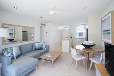Maison Noosa - Hotel Gold Coast 13