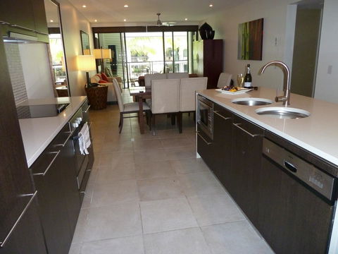Penthouse 239 At See Temple Port Douglas - Hotel Gold Coast 2