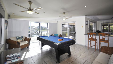 Bribie Island Canal Holiday Destination! - Hotel Gold Coast 12