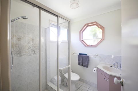 Bribie Island Canal Holiday Destination! - Hotel Gold Coast 10