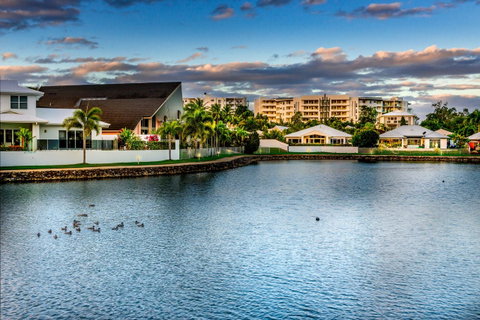 Blue Lagoon Villa A - Hotel Gold Coast 12