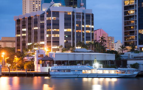 Tiki Hotel Apartments Surfers Paradise - Hotel Gold Coast 8
