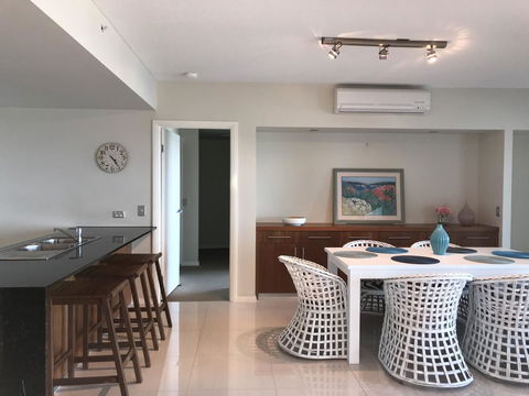 Proximity Waterfront Apartments - Hotel Gold Coast 23