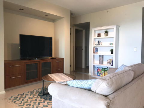 Proximity Waterfront Apartments - Hotel Gold Coast 20