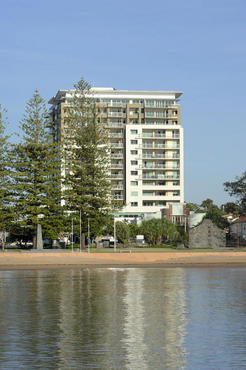 Proximity Waterfront Apartments - Hotel Gold Coast 24