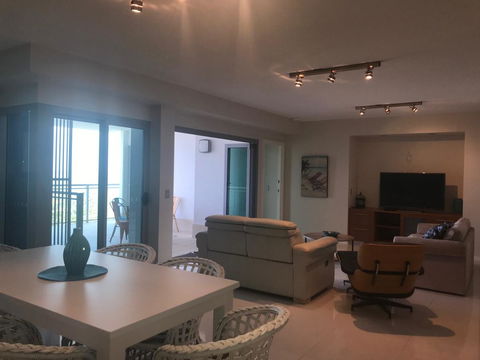 Proximity Waterfront Apartments - Hotel Gold Coast 6