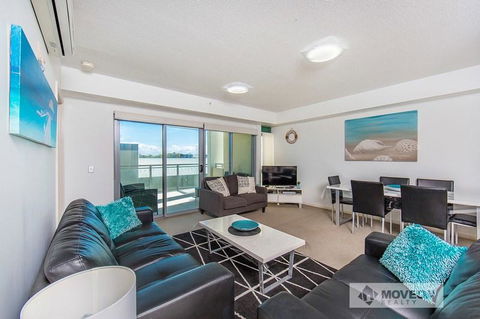Proximity Waterfront Apartments - Hotel Gold Coast 25