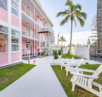 The Pink Hotel Coolangatta - Hotel Gold Coast