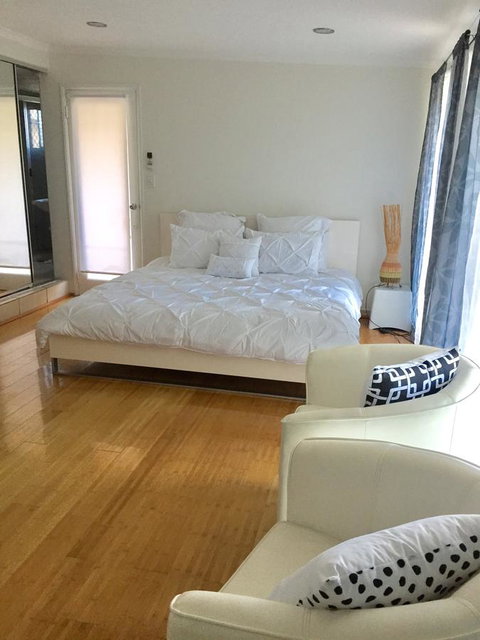 Bella By The Beach - Hotel Gold Coast 0