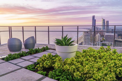 Rhapsody Resort - Official - Hotel Gold Coast 11