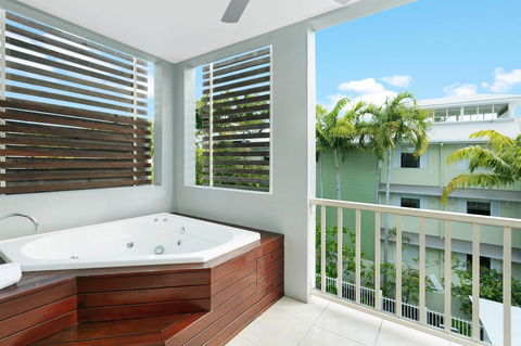 Mantra Aqueous On Port - Hotel Gold Coast 22