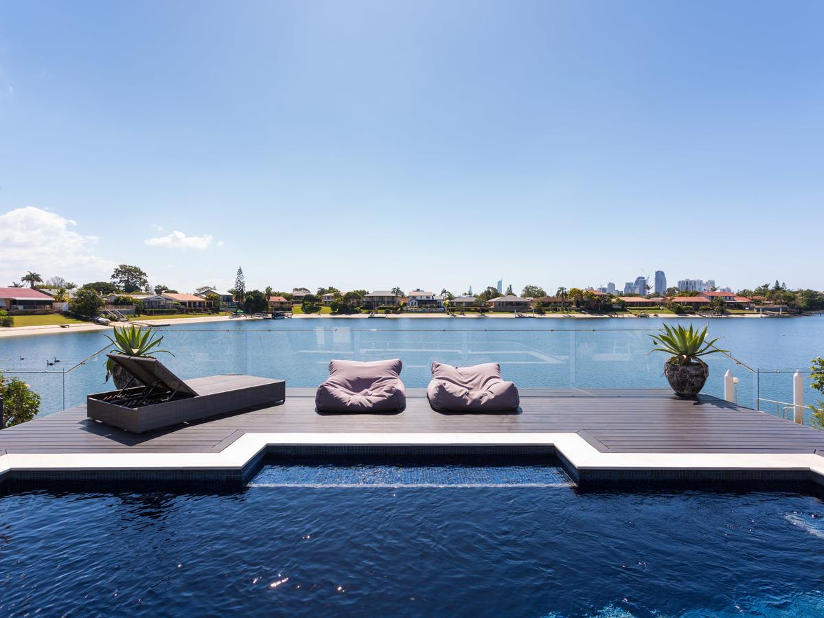 Mermaid Waters QLD Hotel Gold Coast