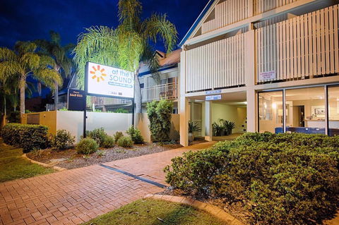 At The Sound Noosa Motel - Hotel Gold Coast 18