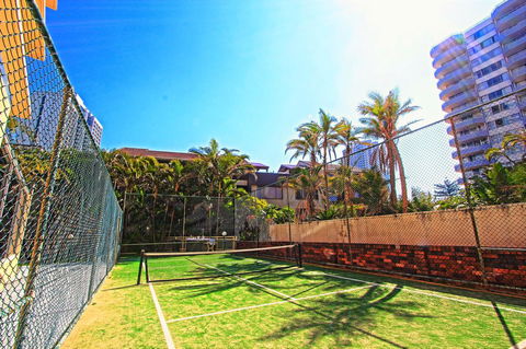 Seacrest Beachfront Apartments Surfers Paradise - Hotel Gold Coast 16
