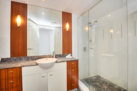 The Towers Of Chevron Renaissance - Holidays Gold Coast - Hotel Gold Coast 17