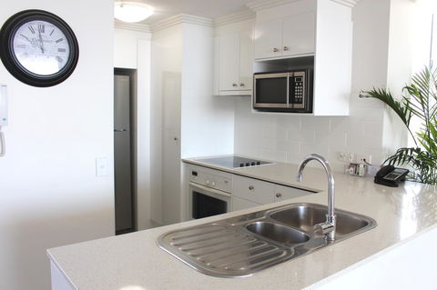 Crystal Bay On The Broadwater - Hotel Gold Coast 15