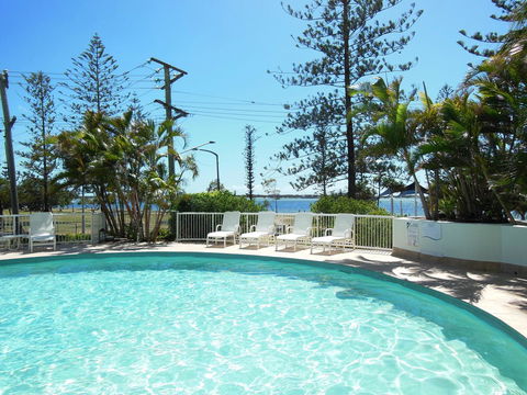 Crystal Bay On The Broadwater - Hotel Gold Coast 9