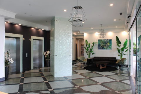 Crystal Bay On The Broadwater - Hotel Gold Coast 6