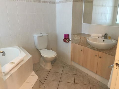 Regency On The Beach - Hotel Gold Coast 16