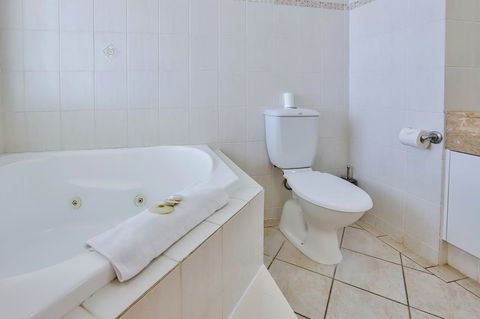 Regency On The Beach - Hotel Gold Coast 5