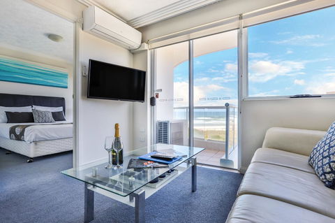 Regency On The Beach - Hotel Gold Coast 4
