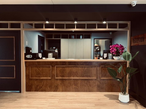 Woodroffe Hotel - Hotel Gold Coast 1