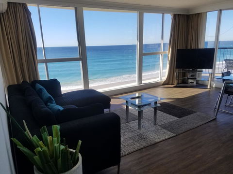 Golden Sands On The Beach - Absolute Beachfront Apartments - Hotel Gold Coast 40