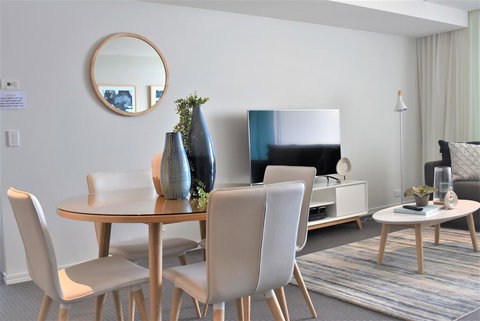 Gold Coast Private Apartments - H Residences, Surfers Paradise - Hotel Gold Coast 8