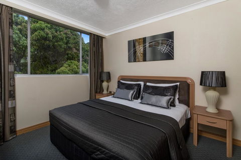 The Robert Towns - Hotel Gold Coast 3