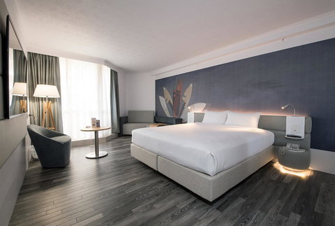 Novotel Surfers Paradise - Hotel Gold Coast 9