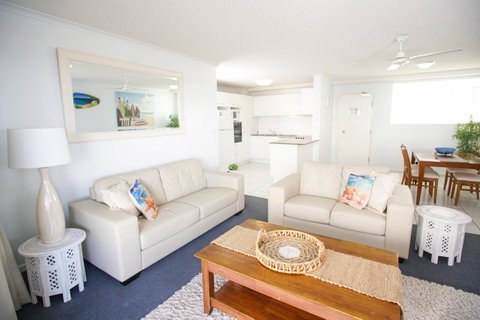 San Marino By The Sea Apartments - Hotel Gold Coast 6