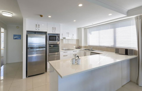 South Pacific Plaza - Official - Hotel Gold Coast 1