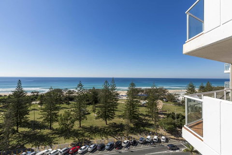 South Pacific Plaza - Official - Hotel Gold Coast 13