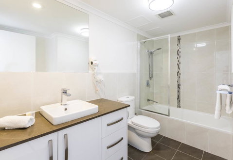 South Pacific Plaza - Official - Hotel Gold Coast 8