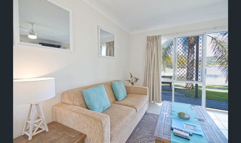 Bay Of Palms - Hotel Gold Coast 5