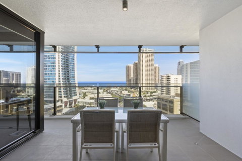 Circle On Cavill - Gclr - Hotel Gold Coast 2