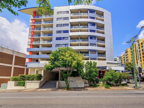 Tribeca Apartments - Hotel Gold Coast 11
