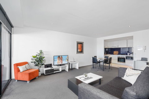 Circle On Cavill, Apartments And Sub Penthouses - We Accommodate - Hotel Gold Coast 6